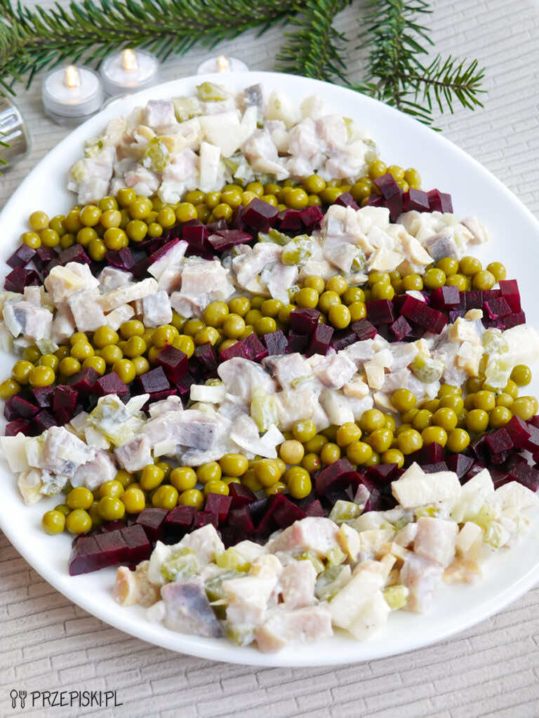 Świąteczna sałatka śledziowa