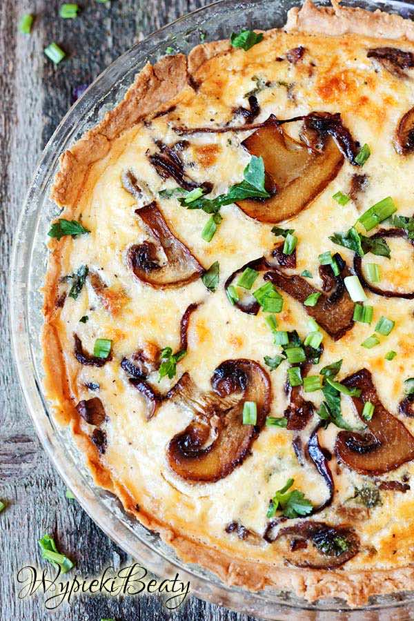 Tarta wiejska z pieczarkami