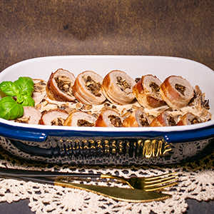 Polędwiczki z grzybami w boczku