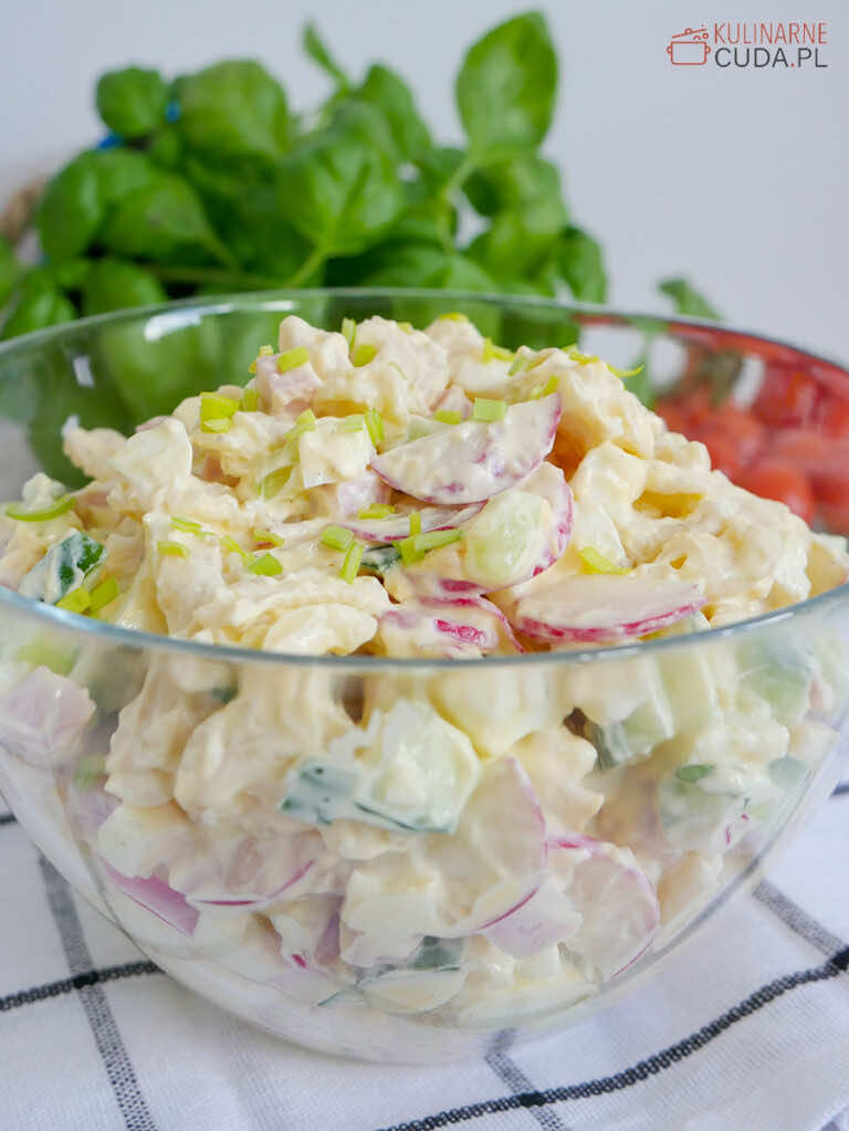 Sałatka z rzodkiewką i ogórkiem