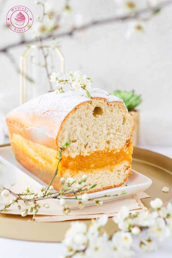 Ciasto z żelką mango