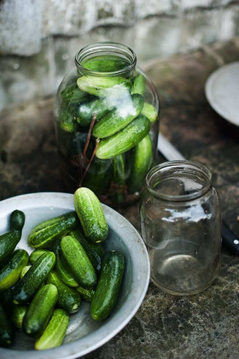 Jak zrobić zalewę do ogórków małosolnych