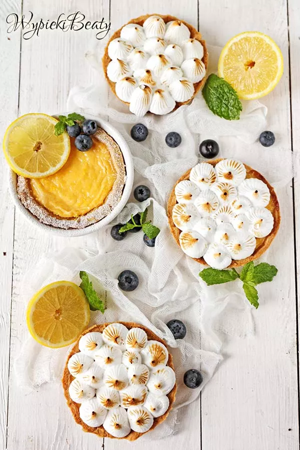 Cytrynowa tarta z bezą