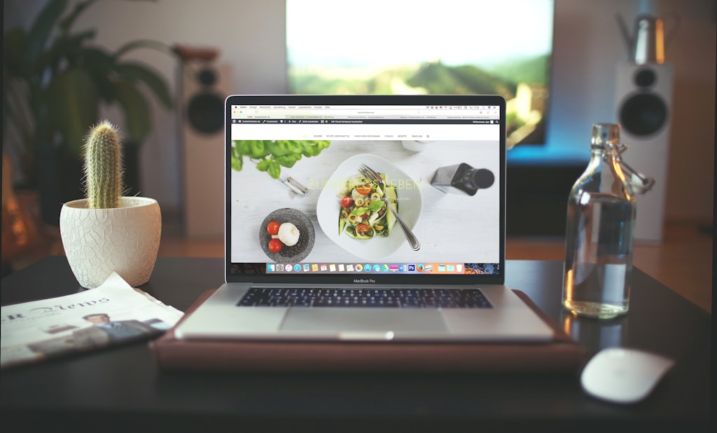 dietetyk online - konsultacja przy laptopie